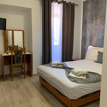 Doubleroom With Extrabed And Bathroom , Ac - 106